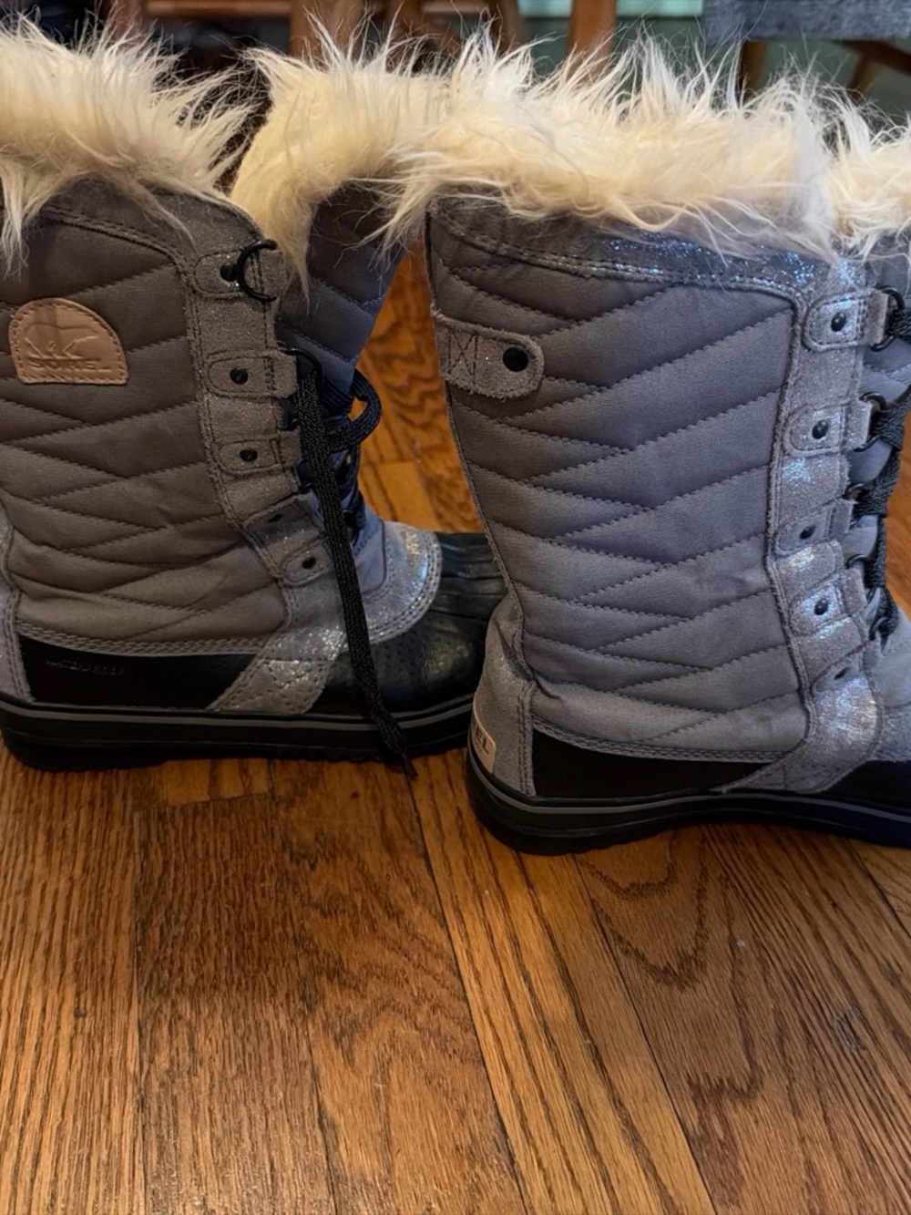 Womens Sorel Winter Snow Boots with Faux Fur Trim - Gray and Black